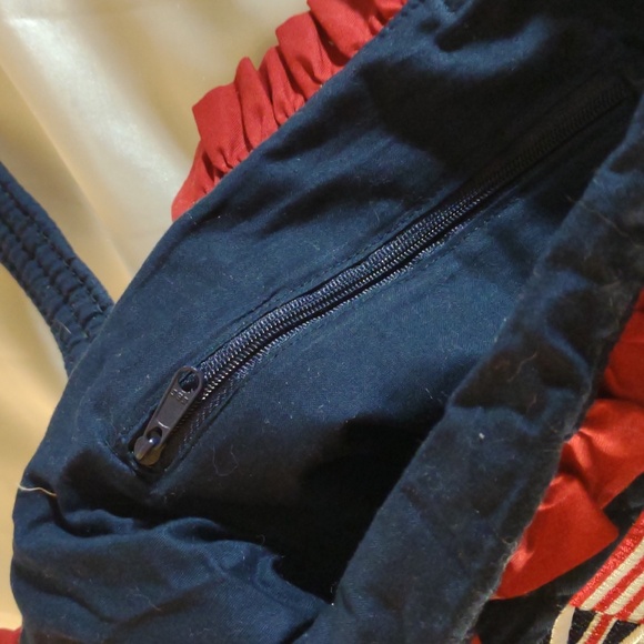 Vintage Quilted Navy Blue Shoulder Bag/Purse w/Flag, by Williamsburg - Picture 6 of 8